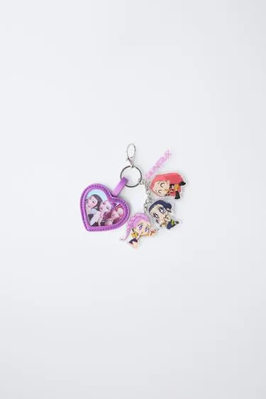 Брелок с подвеской KPOP DEMON HUNTERS™ NETFLIX ©- Заказать в России