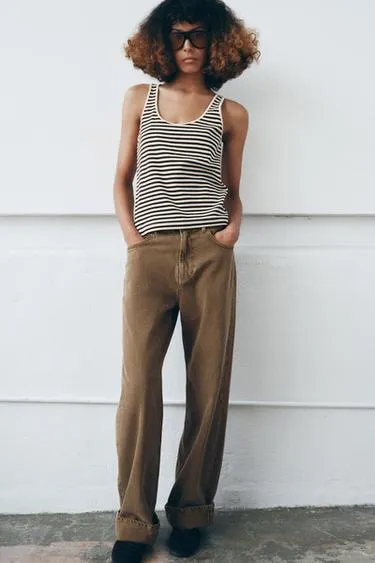 Топ в полоску без рукавов