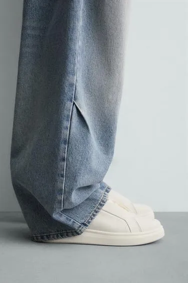 Кроссовки на объемной подошве