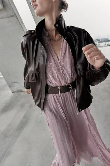 Бомбер из искусственной кожи