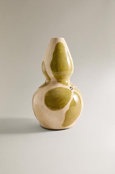 Zara Ваза с цветочным узором из терракоты купить с доставкой.