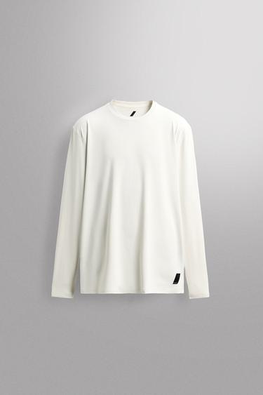 Zara Базовая футболка с длинными рукавами из высокотехнологичной ткани