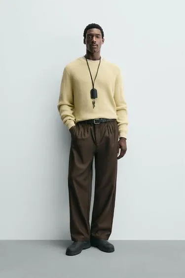 Свитер из рельефной ткани в рубчик- Заказать в России