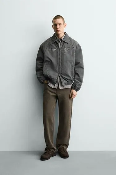 Утепленная куртка с рельефной тканью