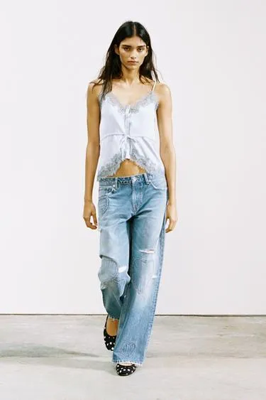 Атласный топ с кружевом