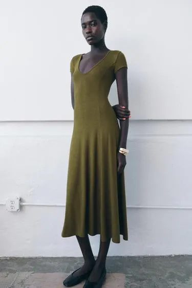 Длинное платье в рубчик- Заказать в России