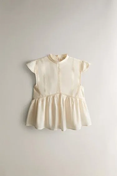 Топ с кружевом