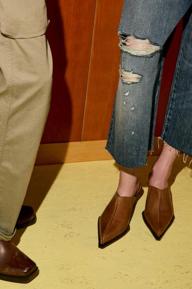 Zara Кожаные сабо с декоративной строчкой купить с доставкой.