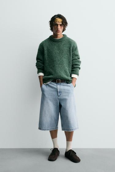 Свитер из рельефной ткани