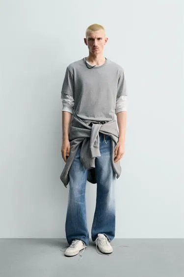 Футболка классического кроя