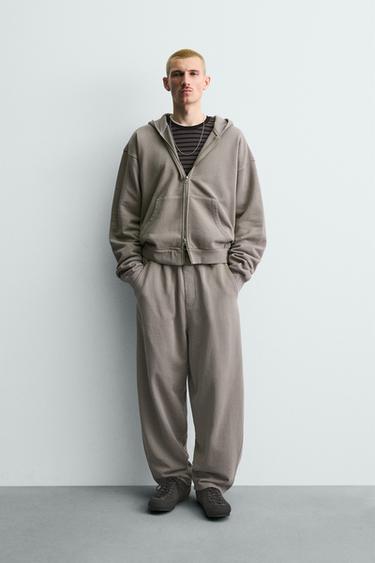 Худи с эффектом потертости на молнии