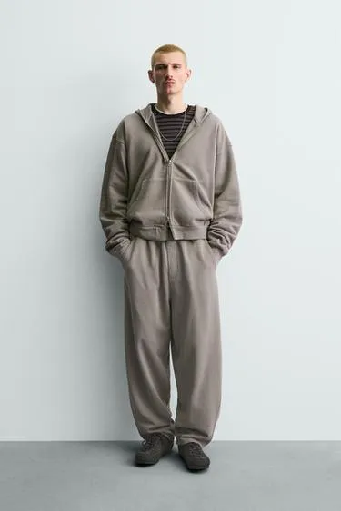 Худи с эффектом потертости на молнии- Заказать в России