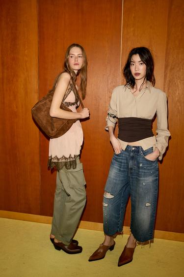 Zara Джинсовые шорты TRF со средней посадкой и разрезами купить с доставкой.