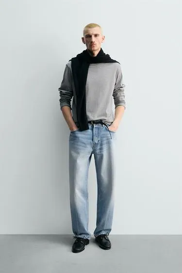 Футболка с длинными рукавами