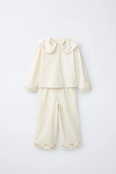 2-6 лет/пижама с вышивкой в виде цветов