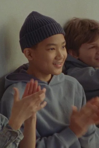 Худи с капюшоном и карманом- Заказать в России