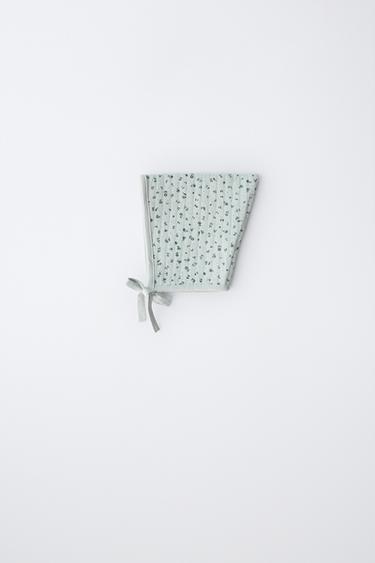 Zara Стеганый чепчик с цветами купить с доставкой.