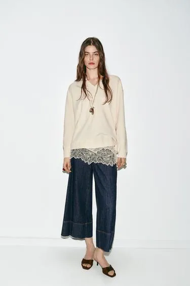 Длинный свитер с комбинированным кружевом- Заказать в России