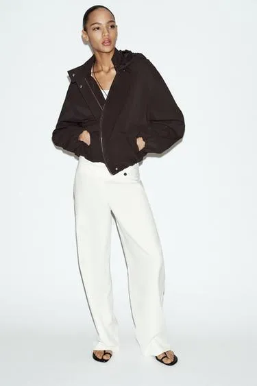 Прорезиненная куртка с капюшоном- Заказать в России