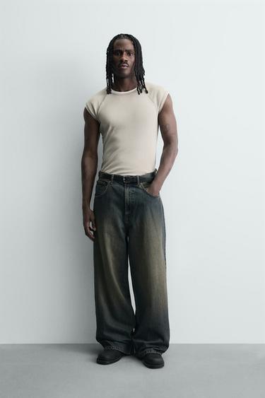 Zara Джинсы свободного кроя купить с доставкой.