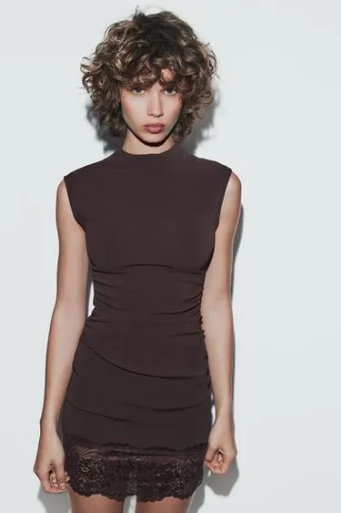 Короткое платье с эластичным кружевом- Заказать в России