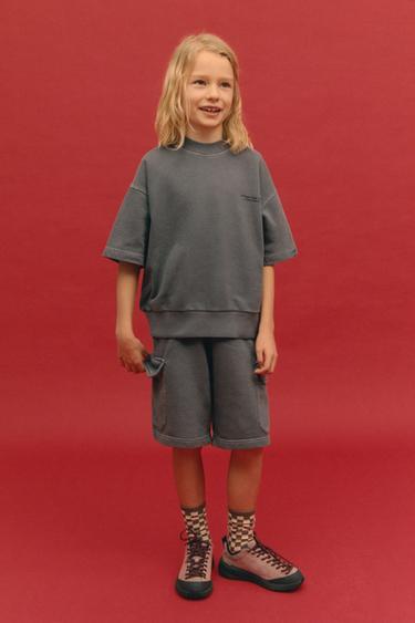 Zara Комплект из толстовки с короткими рукавами и шортов-карго