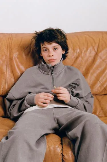 Брюки BARREL из мягкой ткани с надписью- Заказать в России