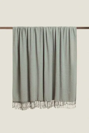 Плед из шениля с бахромой