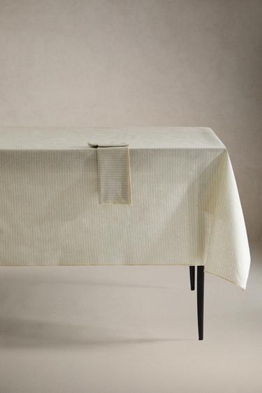 Zara Скатерть с полосатым узором и контрастными оверлоками