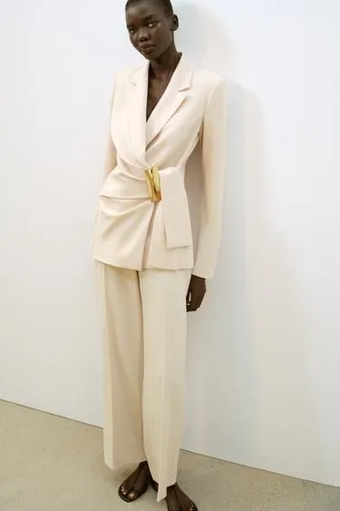 Брюки прямого кроя с высокой посадкой