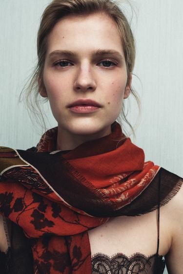 Zara Платок с восточным принтом