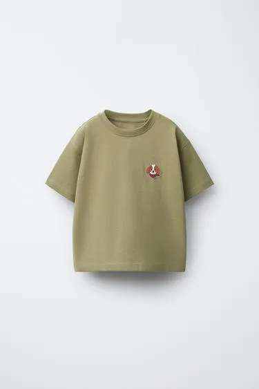 Футболка с прорезиненным щенком- Заказать в России