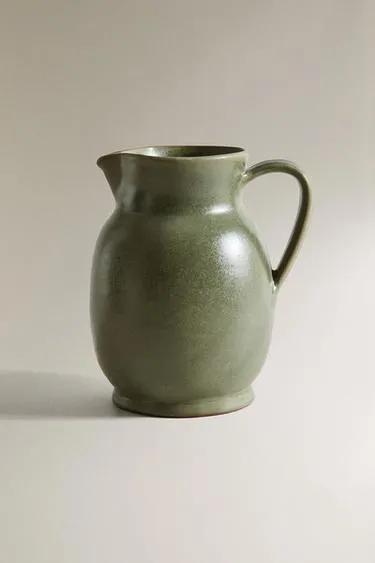 Глиняный кувшин