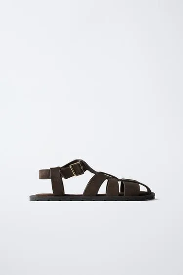 Кожаные сандалии