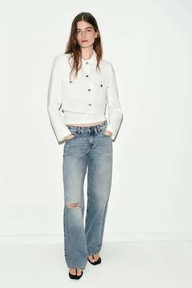 Укороченный блейзер с карманами