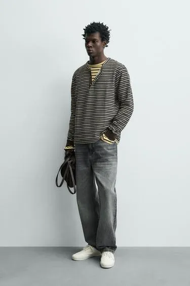 Футболка с воротником на пуговицах в полоску- Заказать в России