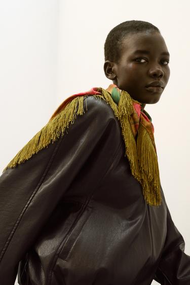 Zara Атласный платок с бахромой купить с доставкой.