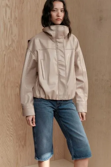 Куртка из искусственной кожи со складками