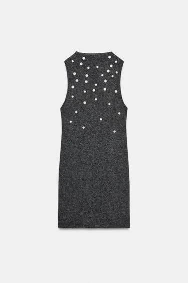 Короткое мягкое платье с пуговицами