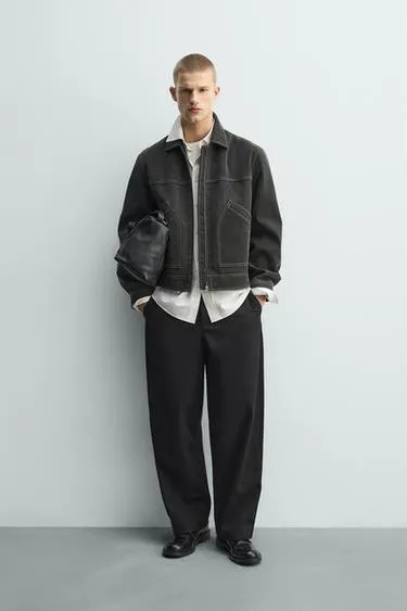 Куртка с эффектом потертости и декоративной строчкой