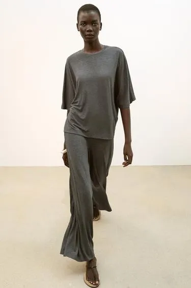 Топ с рукавами «летучая мышь»- Заказать в России