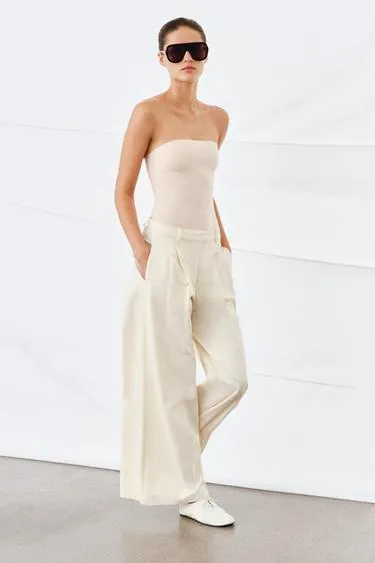 Боди без бретелек