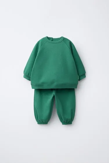 Комплект из толстовки и базовых брюк-джоггеров- Заказать в России