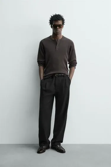 Футболка в рубчик с вырезом «хенли»