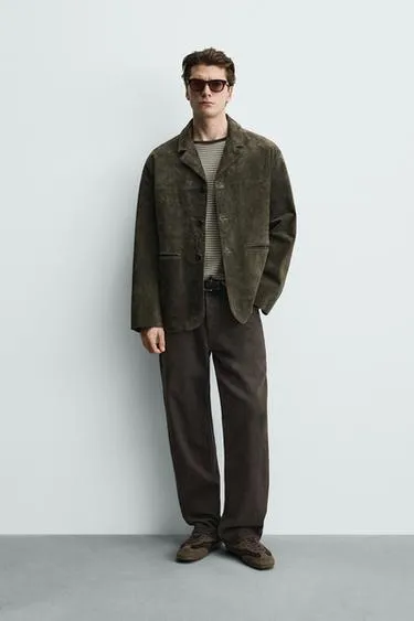 Блейзер из замши