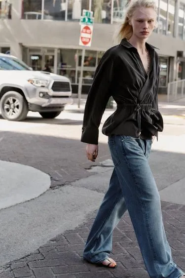 Рубашка струящегося кроя в стиле сафари