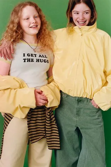 Блестящий дождевик WATER RESISTANT