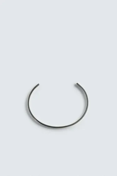 Жесткий браслет из нержавеющей стали