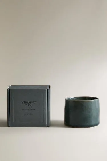 Ароматическая свеча яркая роза (150 г)- Заказать в России