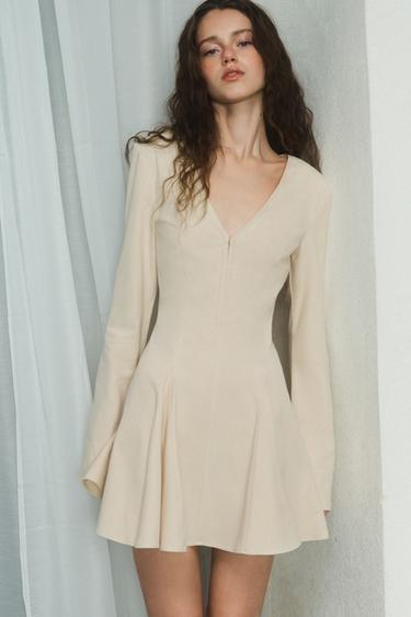 Zara Короткое платье с расклешенной юбкой